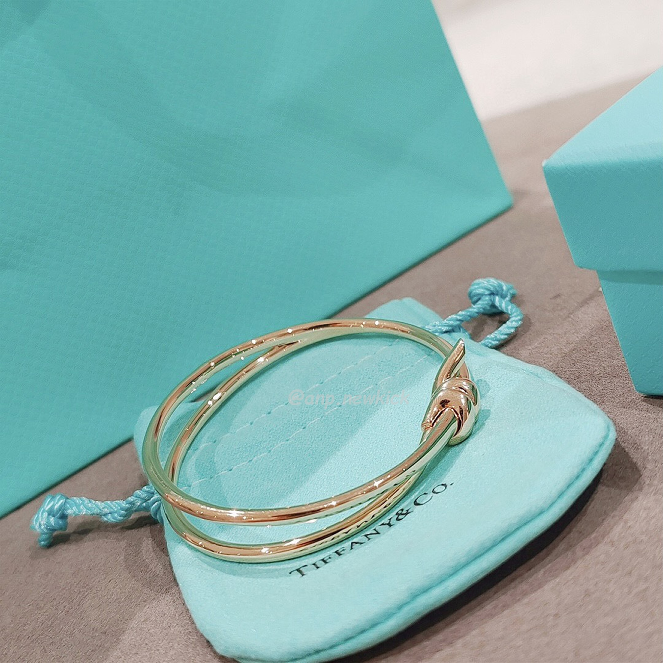 Tiffany Knot Rose Gold Diamond Bracelet (4) - www.newkick.vip